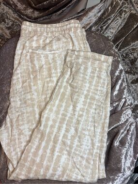 ๐ฅ๐3/$15 ๐ฅ Linen Ivory Tie-Dye Lounge Pants